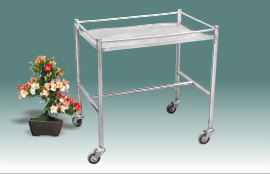 Các mẫu bàn đón trẻ sơ sinh phổ biến tại cơ sở y tế